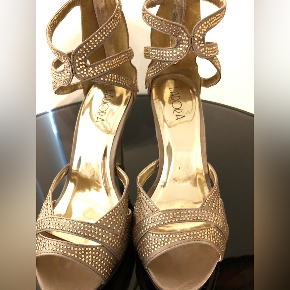 Isadora embellished heels size 8